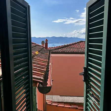 Il Dolce Far Niente, La Serra Di Lerici